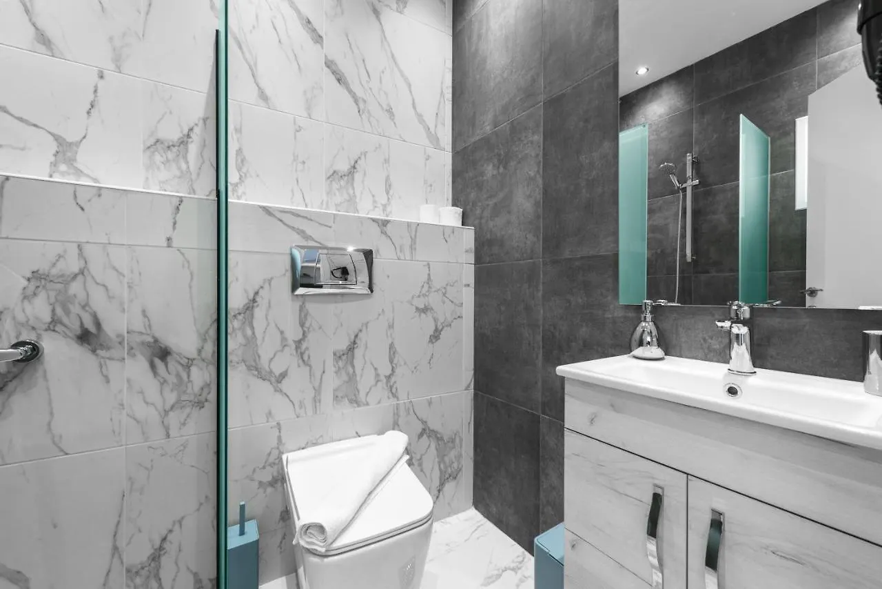 Denizen Penthouse, Nilie Hospitality Mgmt Apartment Thessaloniki
